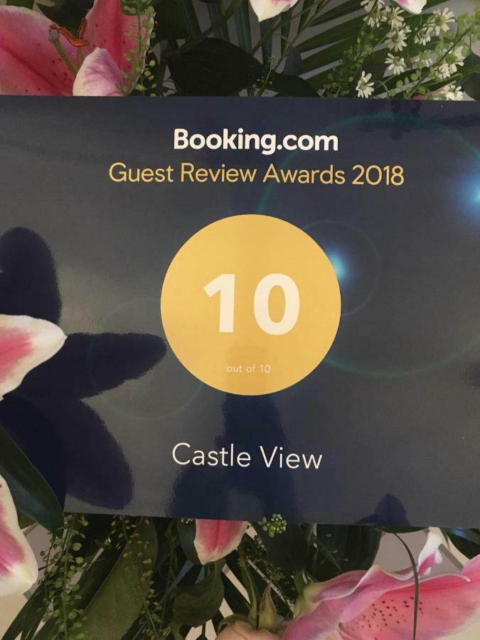 Castle View Villa Ленчестър Екстериор снимка